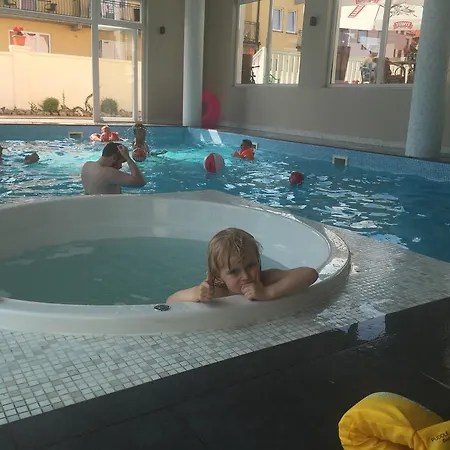 Melody ベッド・アンド・ブレックファスト レバル