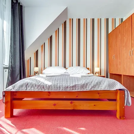 ベッド・アンド・ブレックファスト Melody